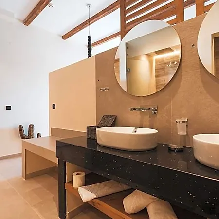 Hotel Kouros Blanc &